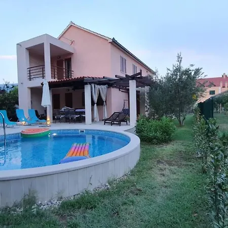 Otok Вилла