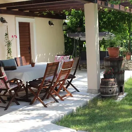 Otok Вилла